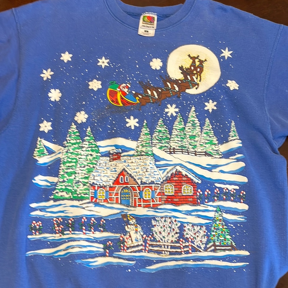 Vintage 90’s Christmas Santa and reindeer glitter paint accent. 3 small spots